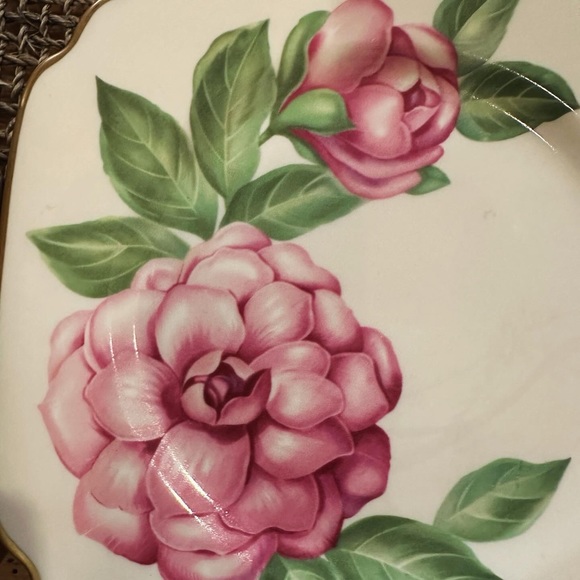Set of four vintage Magnolia salad plates in original box - Picture 3 of 7